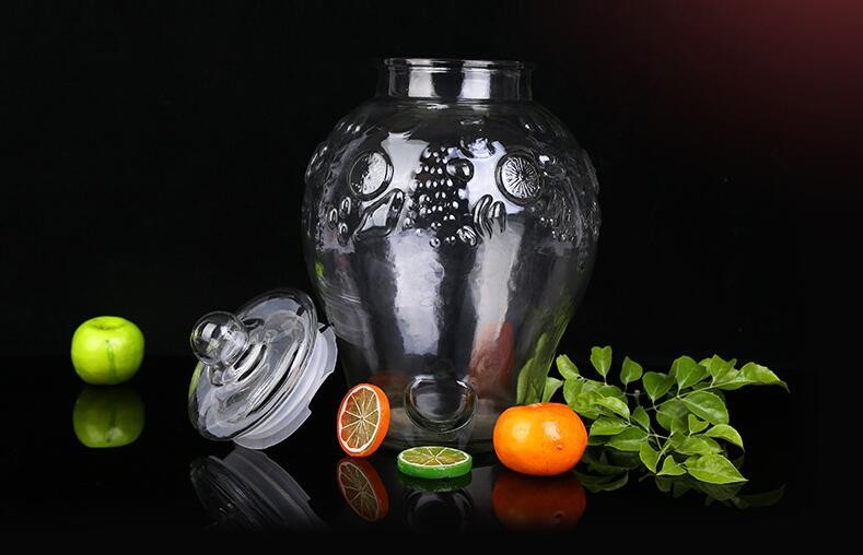 2020 Hot Selling Storage Glass Beverage Dispenser Jar with Spigot and Metal Stand