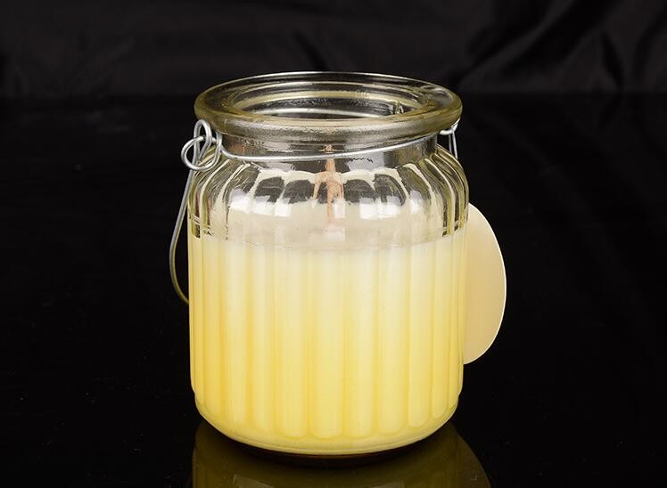 Cheap Ribbed Glass Candle Jar with Metal Handle