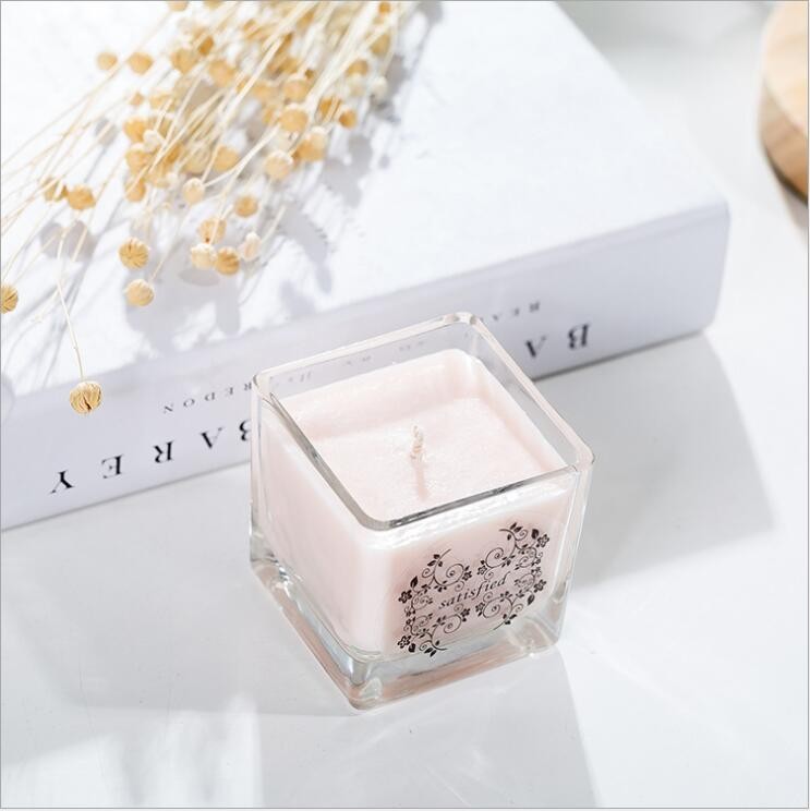 China Manufacturer Decorative Small Scented Candle with Candle Jar