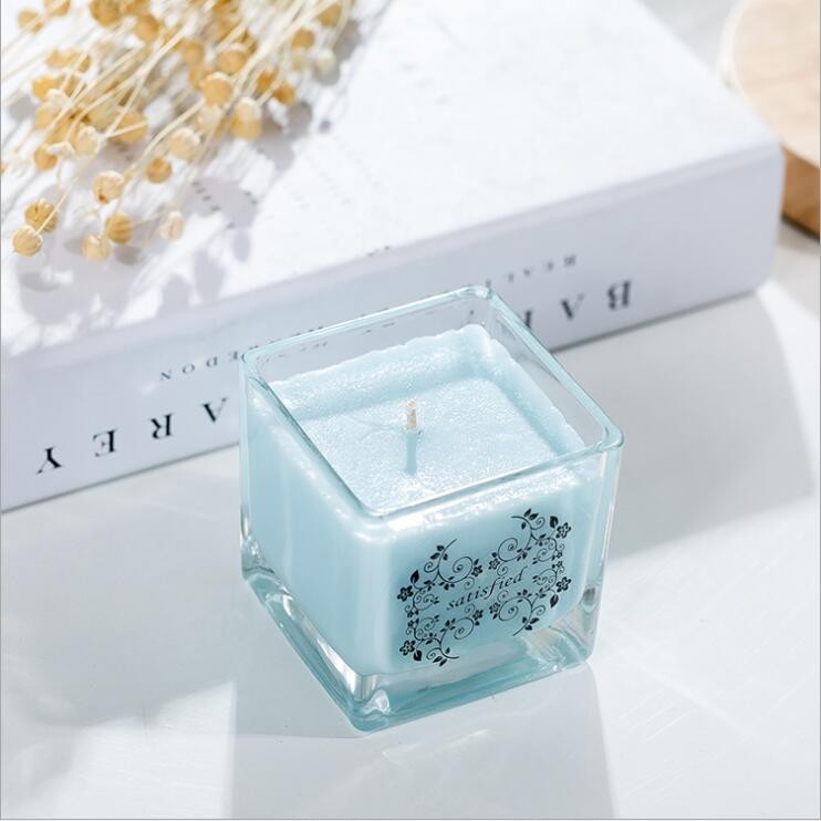 China Manufacturer Decorative Small Scented Candle with Candle Jar