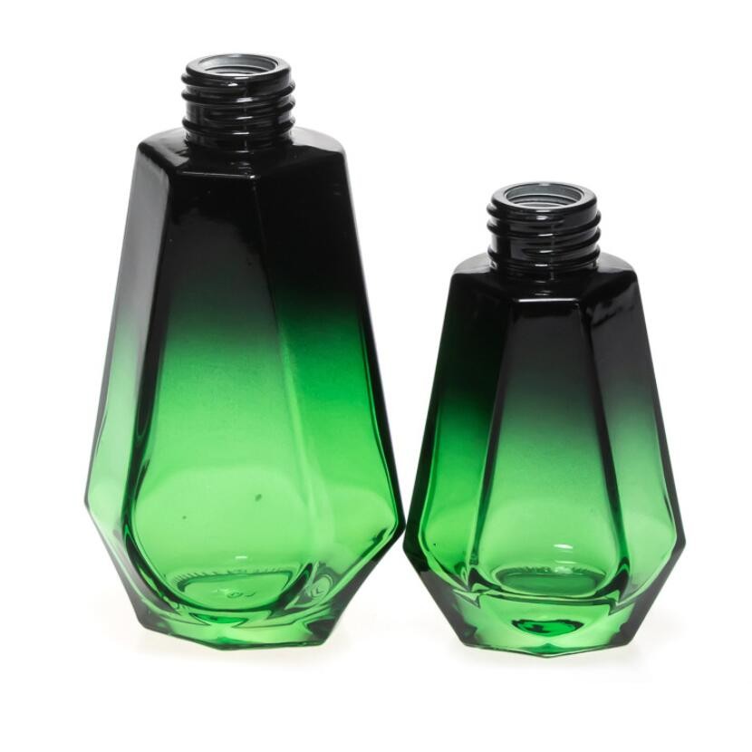 Custom 200ml Perfume Aroma Diffuser Glass Bottle Black and Green with Cup