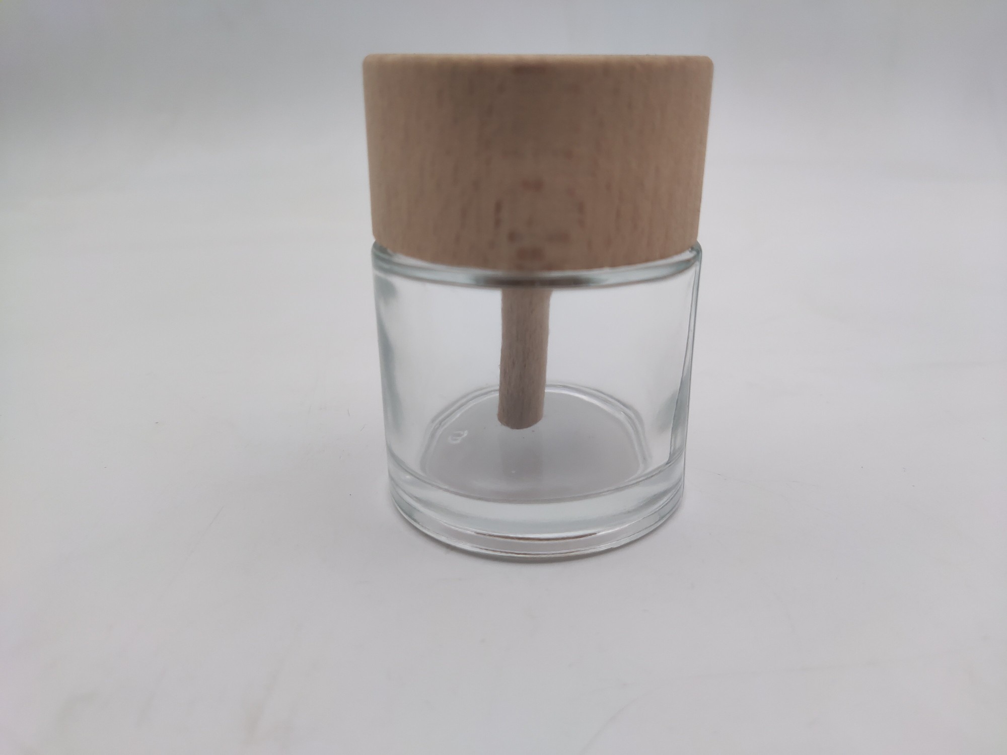 High Quality Clear Empty 100ml 150ml 200ml Round Perfume Reed Diffuser with Wood Cup