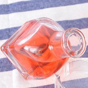 High Quality Empty Perfume Bottles Custom Bottle Ger Shape Glass Diffuser Bottle