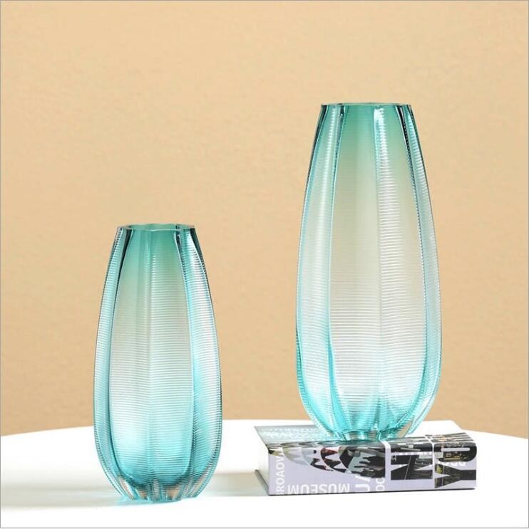 High Quantity Hand Made Colorful Table Glass Vase for Home and Garden Decoration