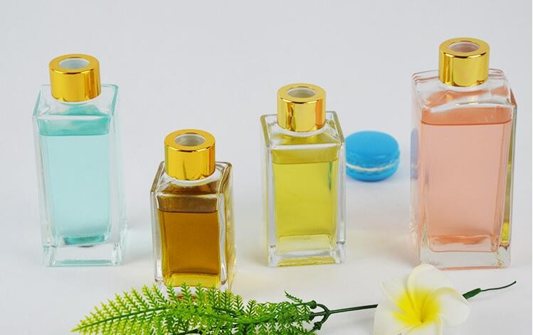 Home Decorative Glass Bottle Glass Perfume Diffuser Natural Reed Sticks