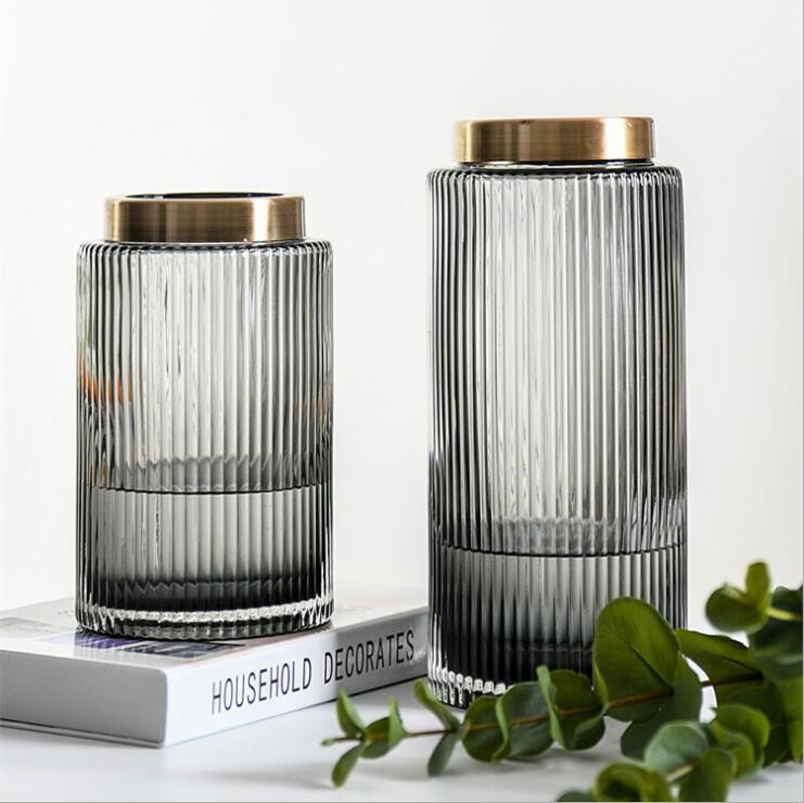 Hot Sale Hand Blown Green Ribbed Cylinder Glass Vase with Base for Home Decoration