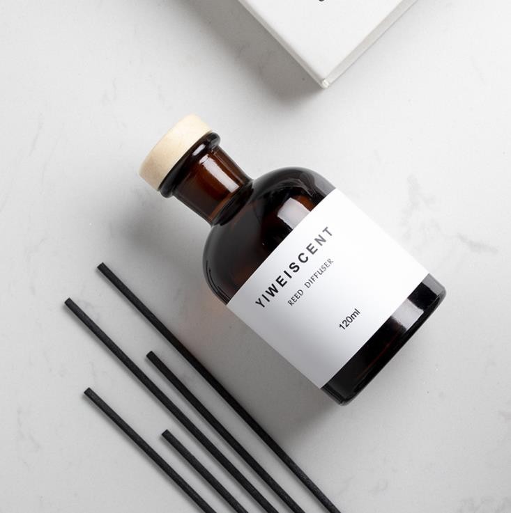 Nordic Luxury New Design Empty Glass Reed Diffuser Essential Oil Bottles