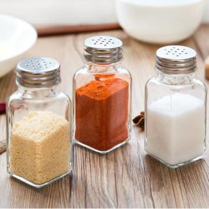Square Glass Spice Storage Container Seasoning Bottles 4oz Spice Glass Jar with Shaker